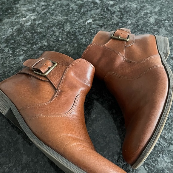 Nine West Chelsea boots. - Picture 2 of 7